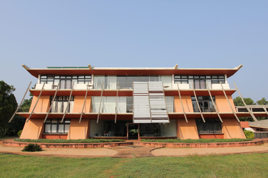 Town_Hall_of_Auroville