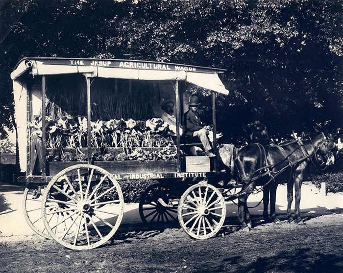 Jesup_Agricultural_Wagon_(c)_Tuskegee University